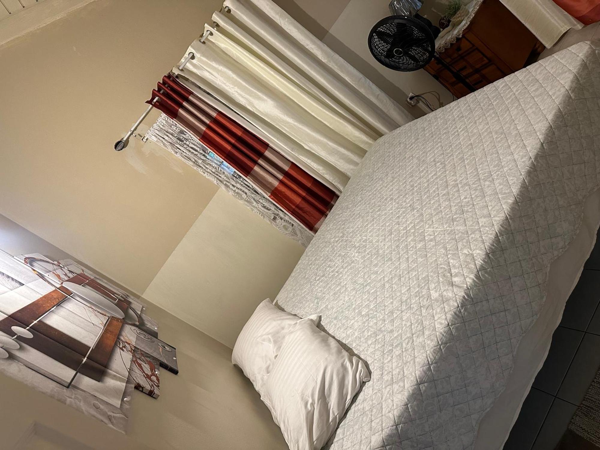 Rhyne Park Inn 蒙特哥贝 外观 照片