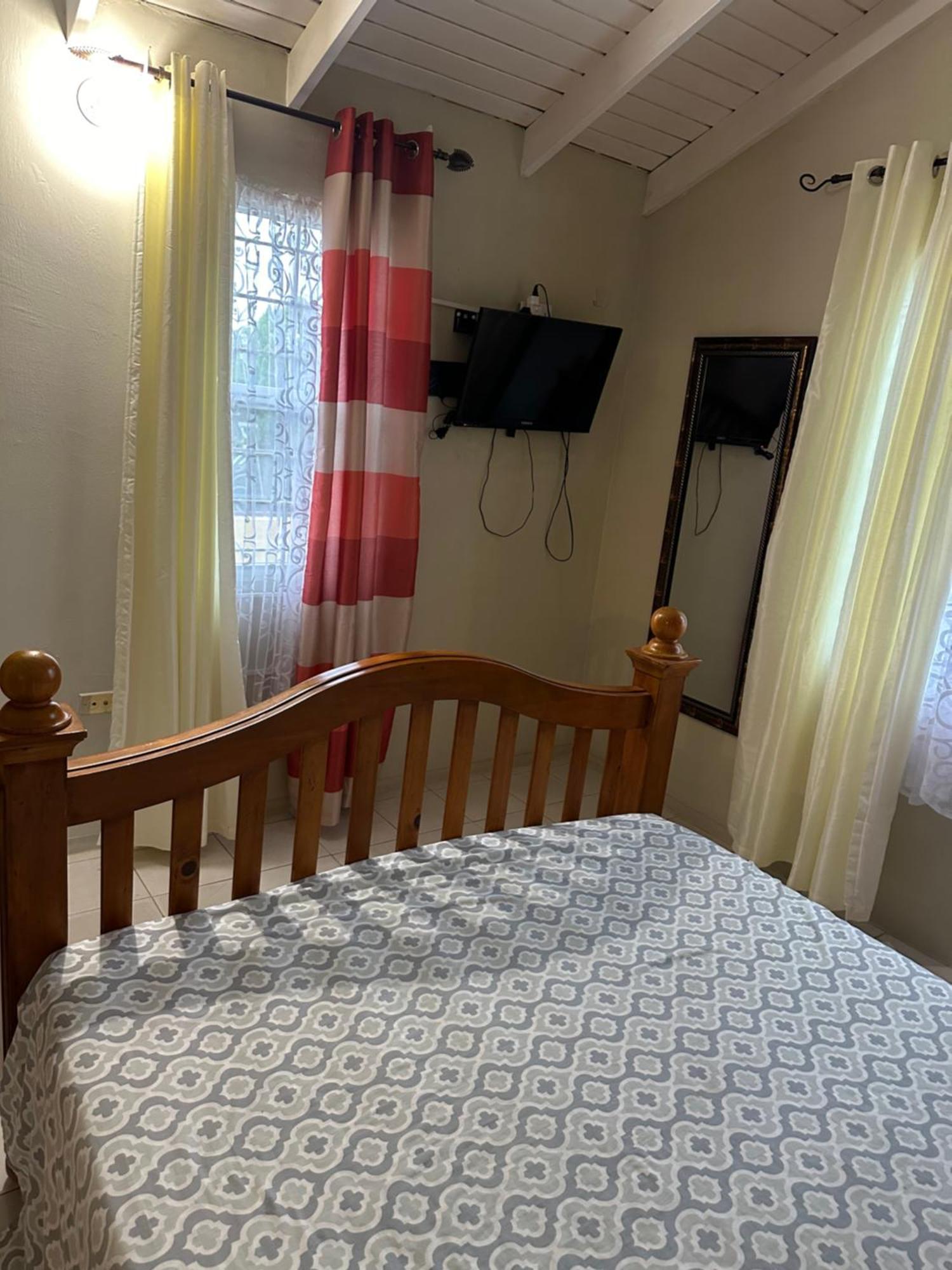 Rhyne Park Inn 蒙特哥贝 外观 照片